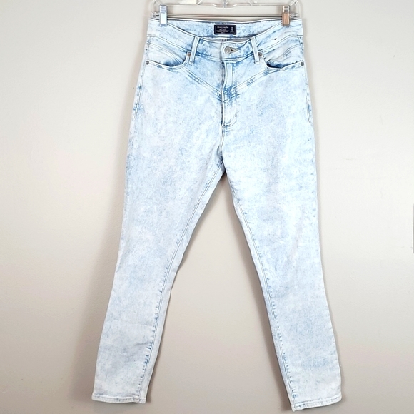 Abercrombie & Fitch Denim - Sz28/6R Avercrombie and Fitch Acid Washed High Waist Skinny Jeans